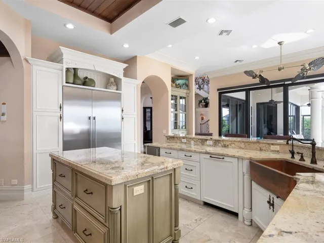 689 Rockport Ct, Marco Island, Florida 34145