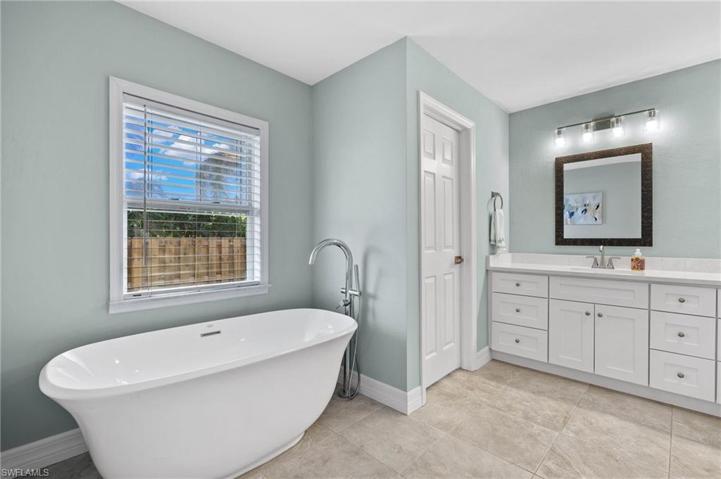 632 SW 57th  ST, CAPE CORAL, FL 33914