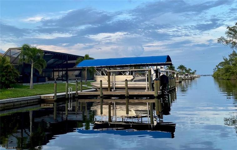 Canopy over boat lift