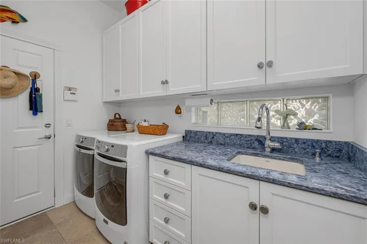 8047  Wilfredo  CT, Naples, FL 34114