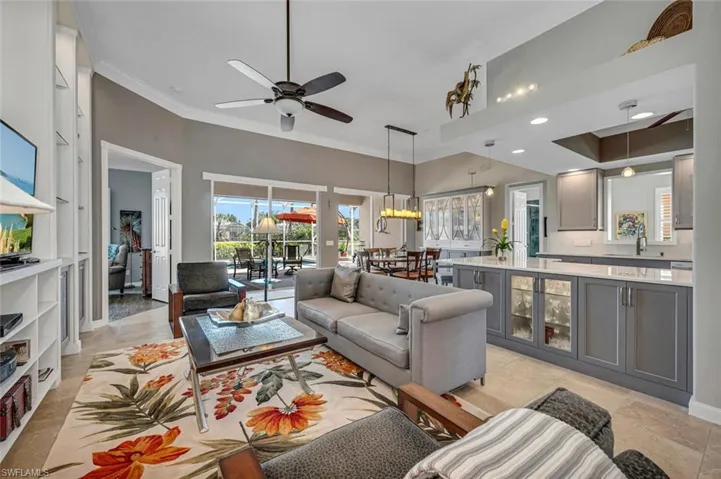 8047  Wilfredo  CT, Naples, FL 34114