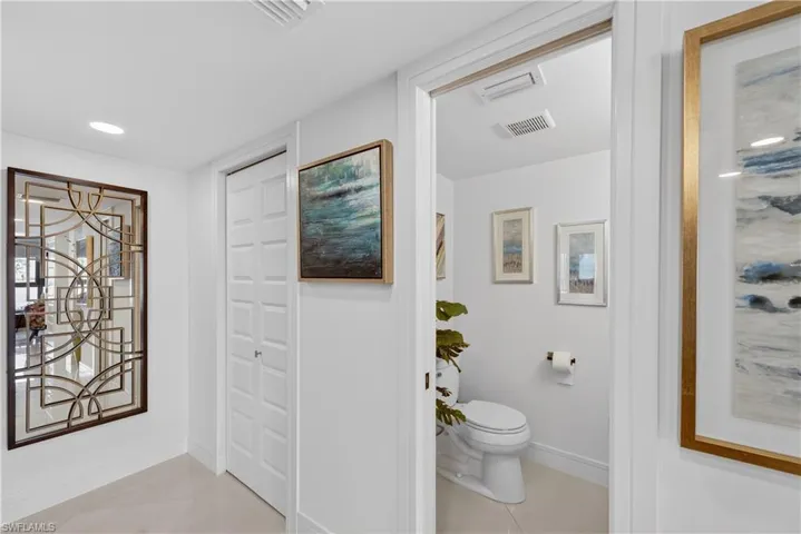 Powder room