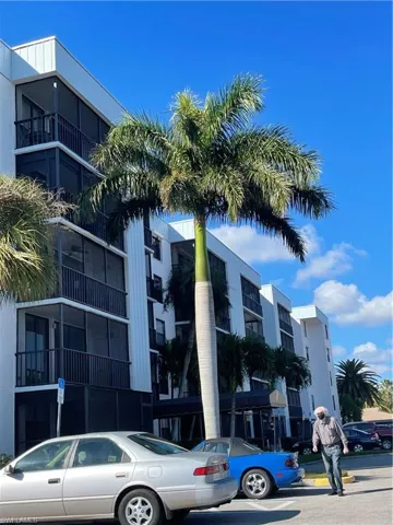 View of apartment building / complex