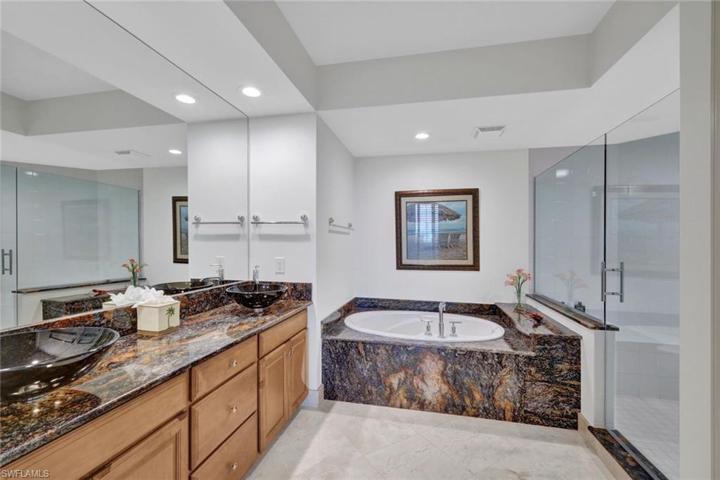 Guest Suite 1 Bath