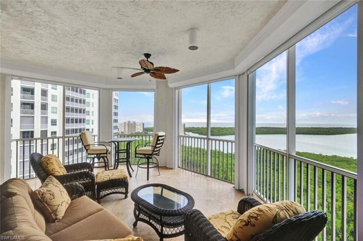 Wrap-around Lanai