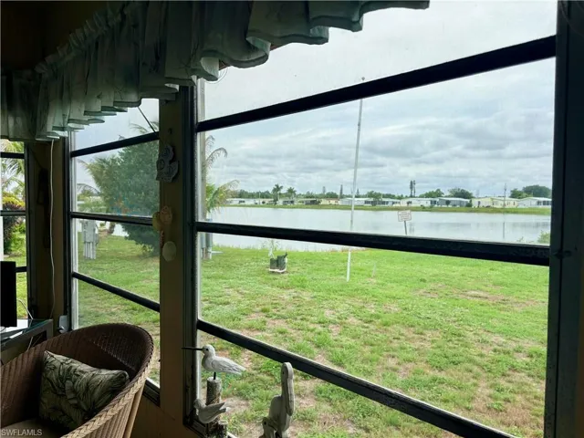 3163 Indian Village Ln, North Fort Myers, Florida 33917