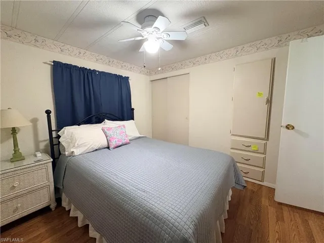 3163 Indian Village Ln, North Fort Myers, Florida 33917