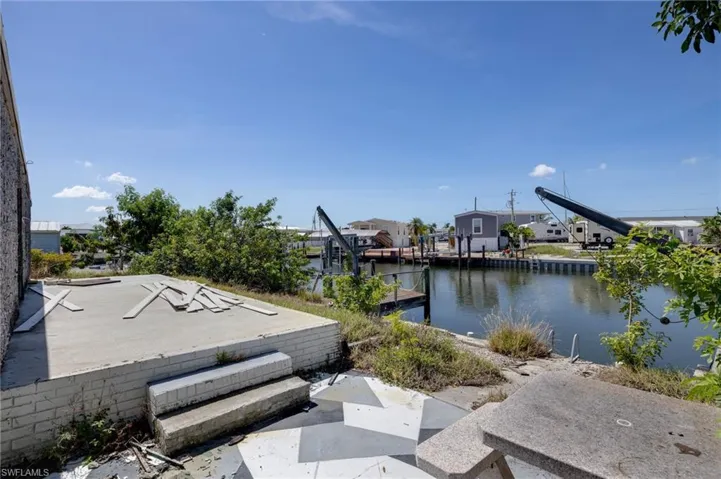 2920 Harpoon Ln, St. James City, Florida 33956