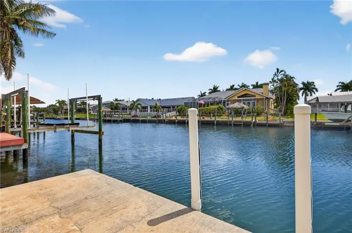 1510 Sw 52nd Ln, Cape Coral, Florida 33914