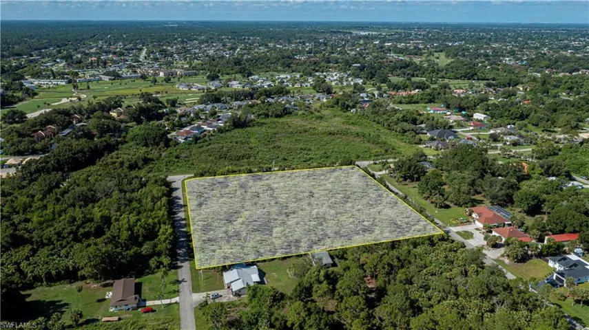 Aerial view of property's location featuring property boundaries highlighted
