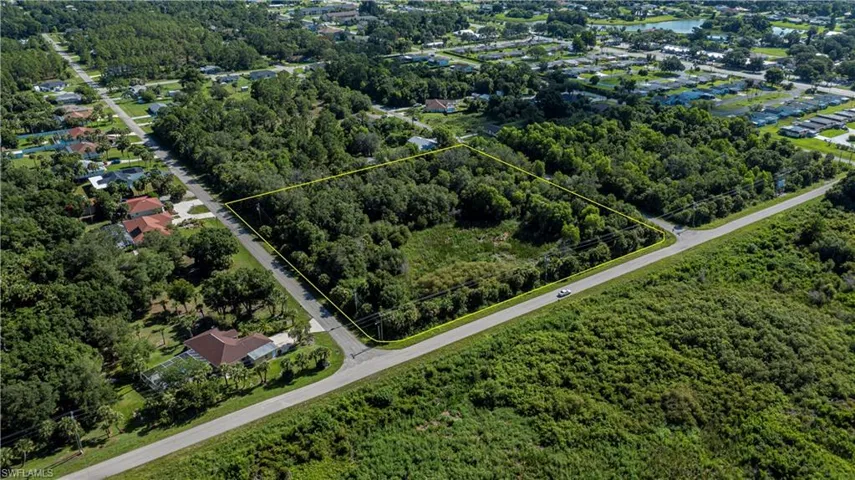 View of property location featuring property parcel outlined