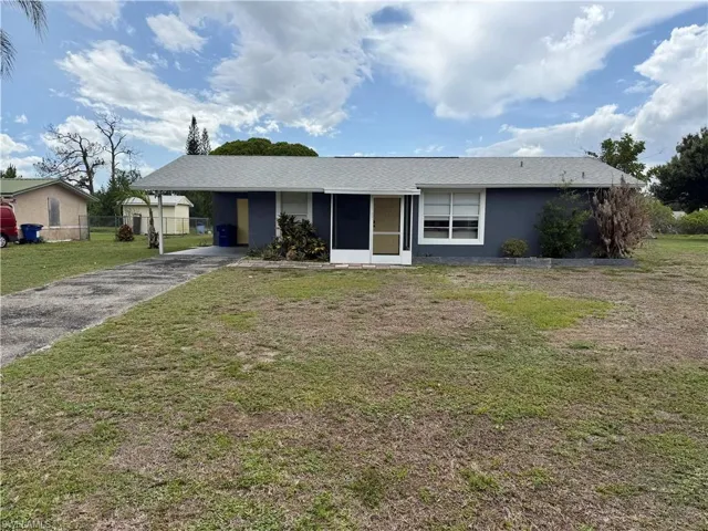 311 Schoolside Dr, Lehigh Acres, Florida 33936