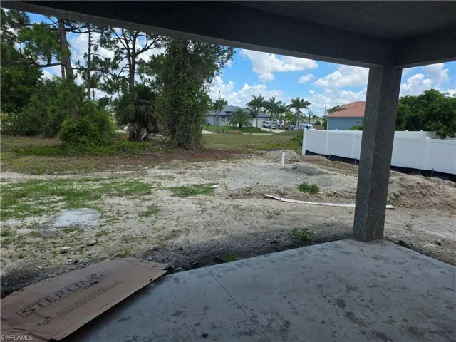 1810 Nw 20th Ter, Cape Coral, Florida 33993