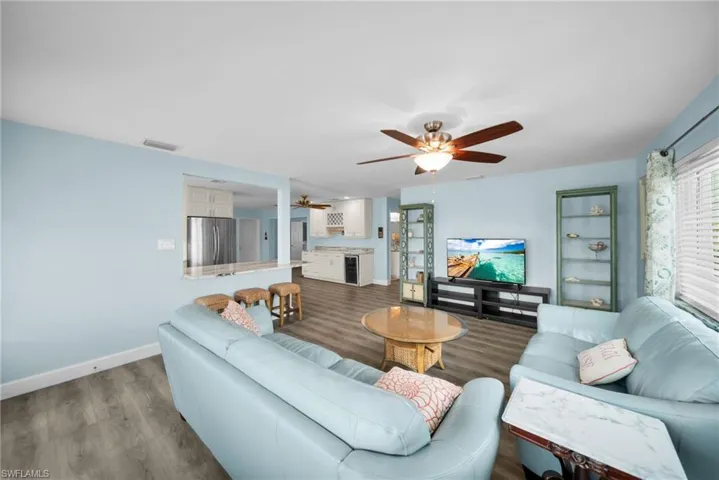 5208 Wilmington Ct, Cape Coral, Florida 33904