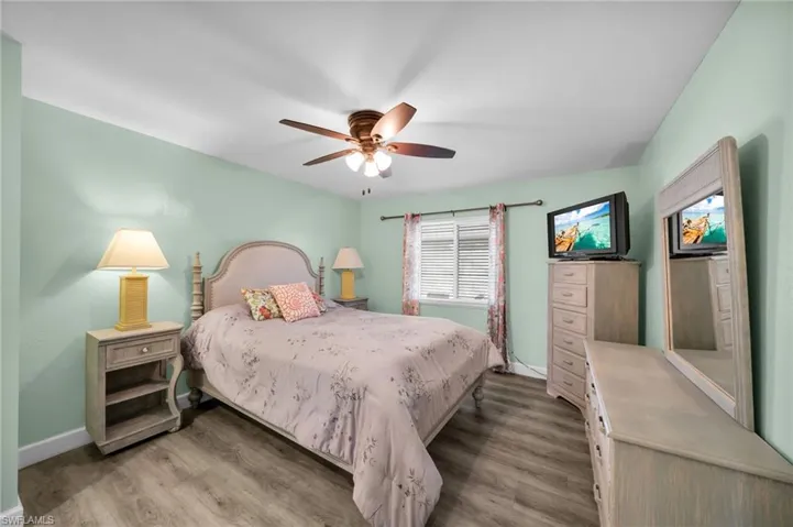 5208 Wilmington Ct, Cape Coral, Florida 33904