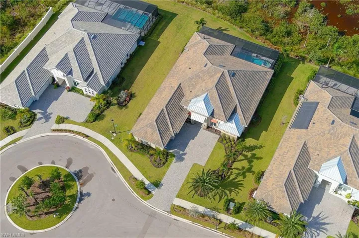 8931  Nevis  WAY, Naples, FL 34112