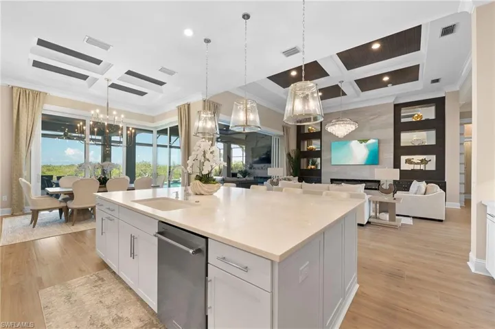 8931  Nevis  WAY, Naples, FL 34112