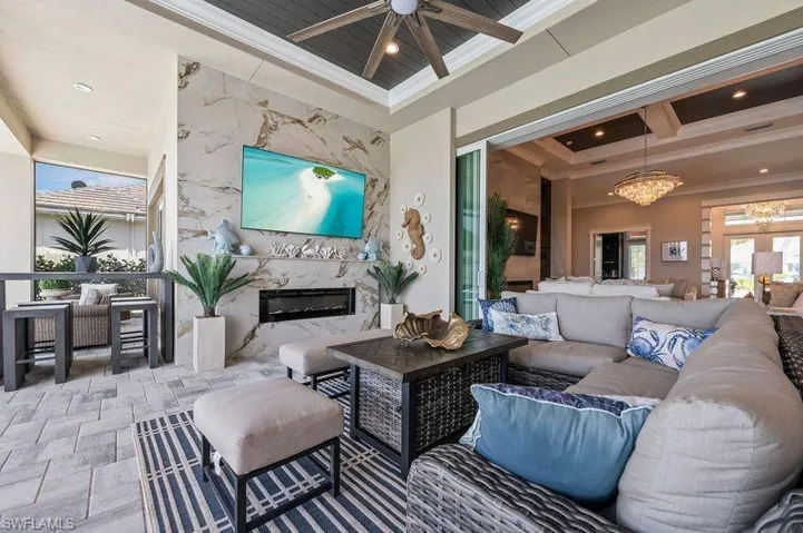 8931  Nevis  WAY, Naples, FL 34112