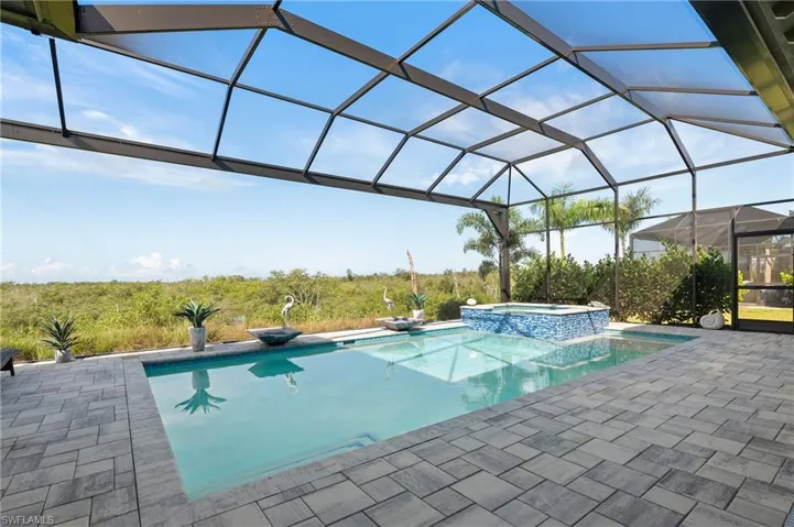8931  Nevis  WAY, Naples, FL 34112