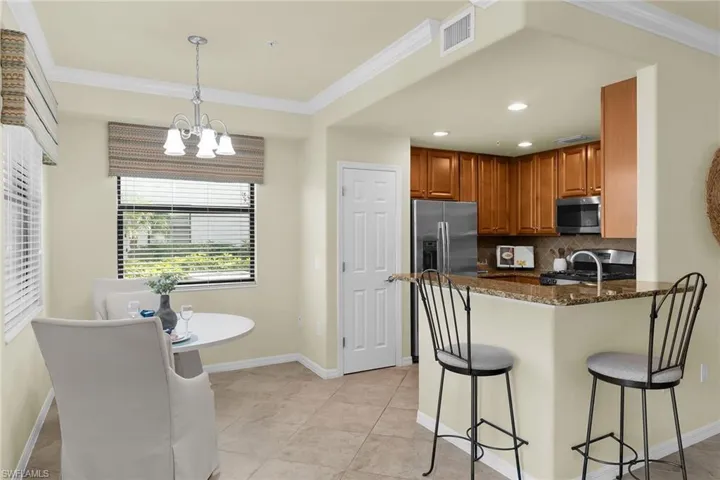 3165  Aviamar  CIR, Naples, FL 34114