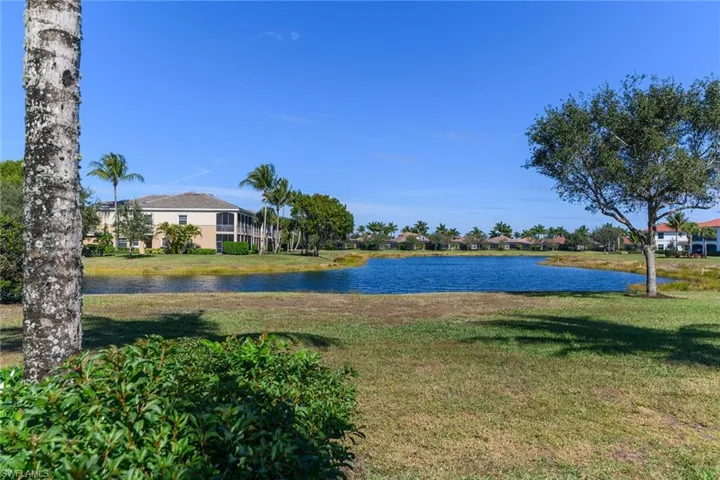 3165  Aviamar  CIR, Naples, FL 34114