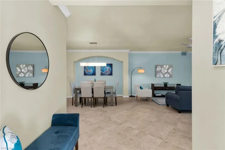 3165  Aviamar  CIR, Naples, FL 34114
