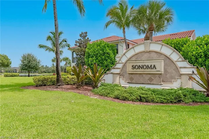 3165  Aviamar  CIR, Naples, FL 34114
