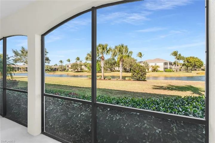 3165  Aviamar  CIR, Naples, FL 34114