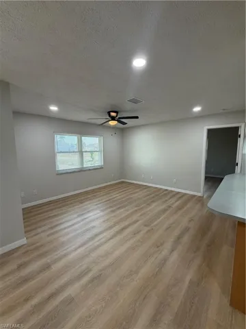 1403 Se 11th St, Cape Coral, Florida 33990