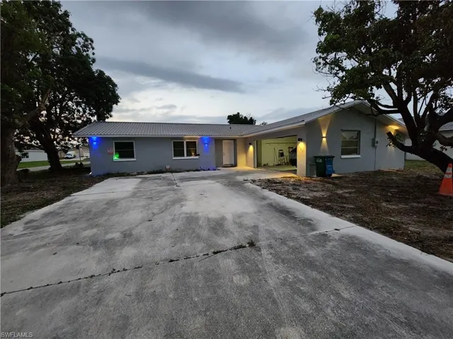 1403 Se 11th St, Cape Coral, Florida 33990