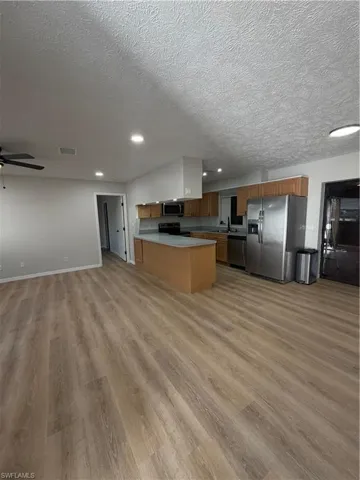 1403 Se 11th St, Cape Coral, Florida 33990