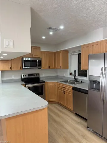 1403 Se 11th St, Cape Coral, Florida 33990