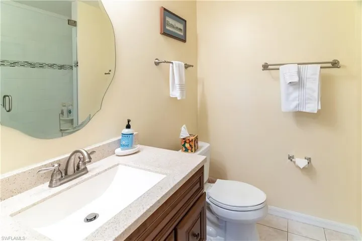 522  Beachwalk  CIR, Naples, FL 34108
