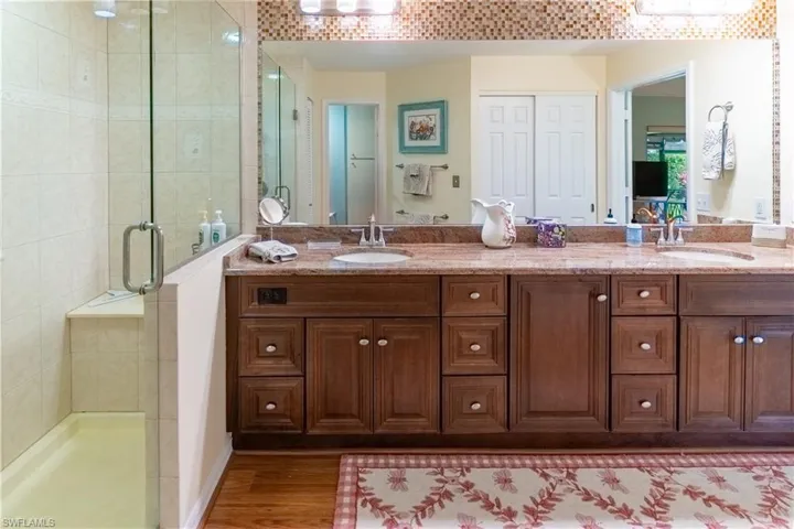 522  Beachwalk  CIR, Naples, FL 34108