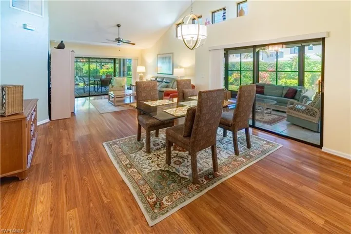 522  Beachwalk  CIR, Naples, FL 34108