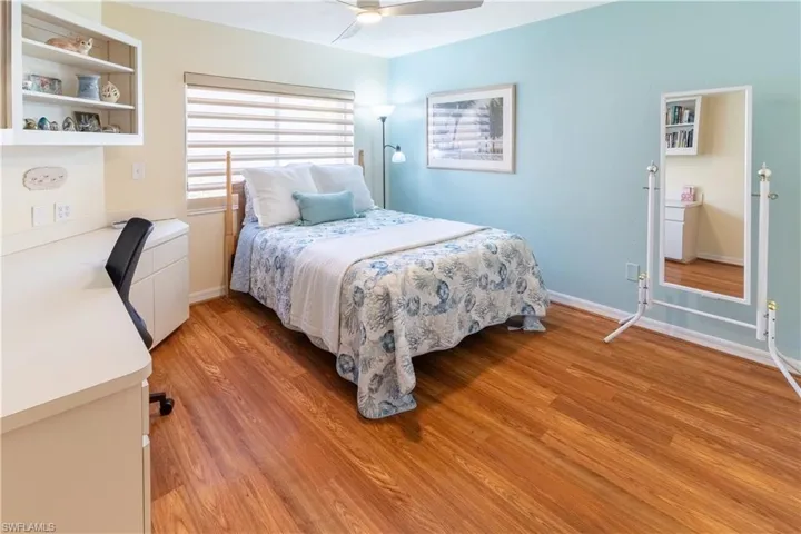522  Beachwalk  CIR, Naples, FL 34108
