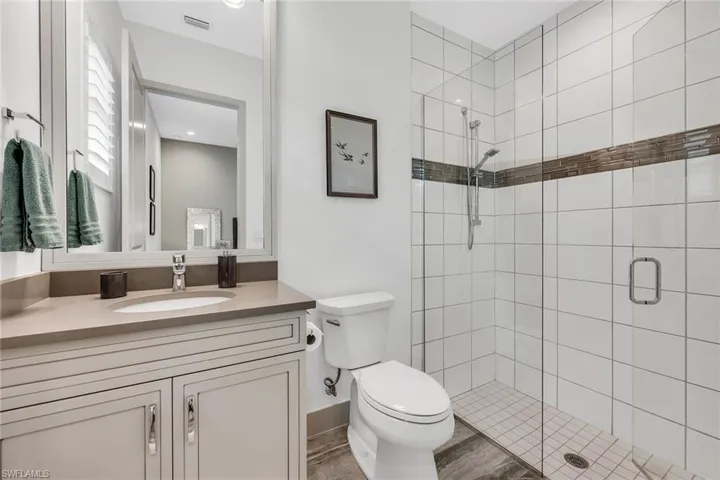 6184  Antigua  WAY, Naples, FL 34113