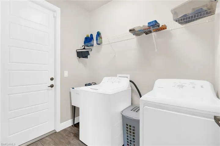 1049 Solar Ct, Labelle, Florida 33935
