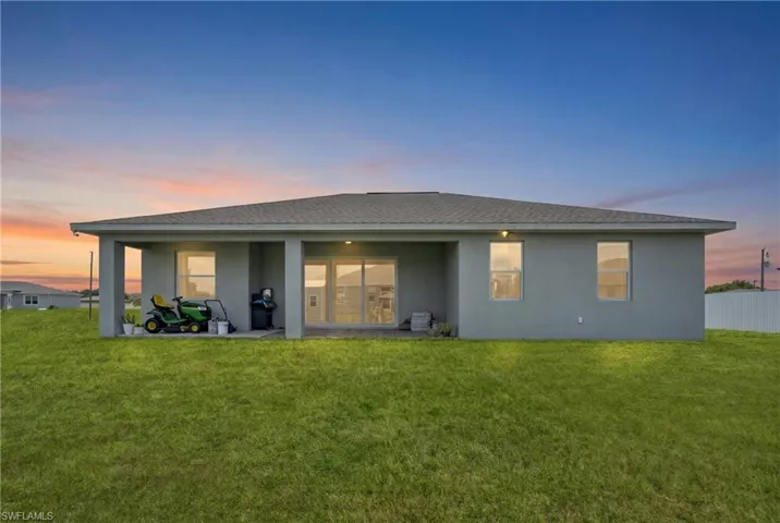 1049 Solar Ct, Labelle, Florida 33935