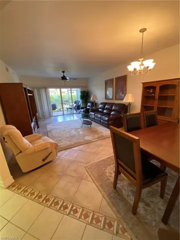 7831 Regal Huron Cir 105, Naples, Florida 34104