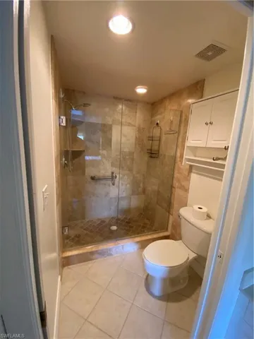 7831 Regal Huron Cir 105, Naples, Florida 34104