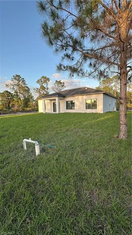 515 Hutton St E, Lehigh Acres, Florida 33974
