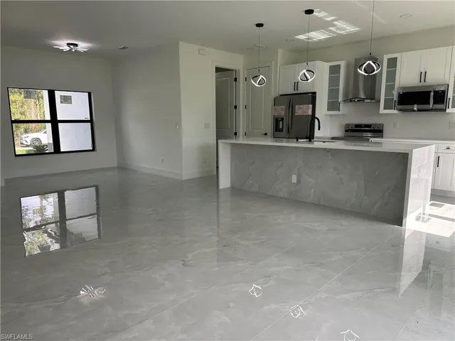 515 Hutton St E, Lehigh Acres, Florida 33974