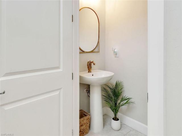 Powder Bath downstairs