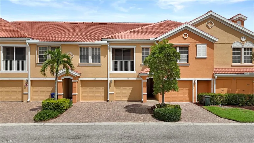 1842 Concordia Lake Cir 1102, Cape Coral, Florida 33909
