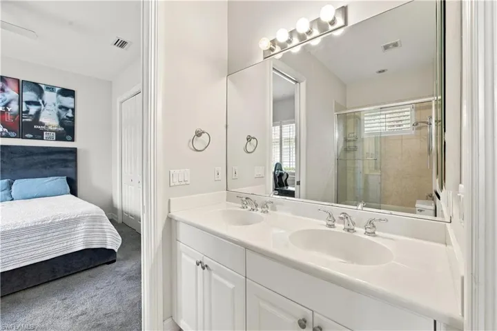 4995 Rustic Oaks Cir, Naples, Florida 34105