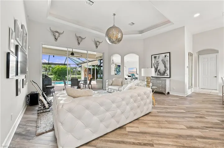 4995 Rustic Oaks Cir, Naples, Florida 34105