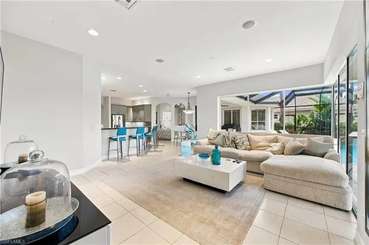 4995 Rustic Oaks Cir, Naples, Florida 34105