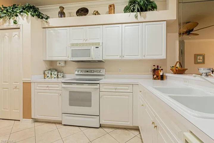 1753  Morning Sun  LN, Naples, FL 34119