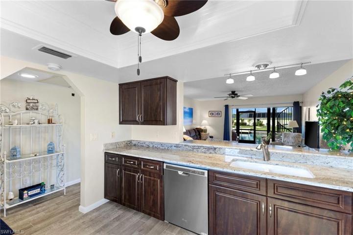 505 SW 47th TER # 105, CAPE CORAL FL 33914